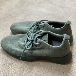 Women’s NEW Green Allbirds size 9